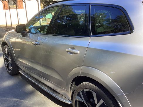 Used 2026 Volvo XC60 B5 Ultra w/ Climate Package AWD/4WD image 4