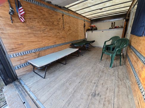 Used 2017 Ford E-450 and Econoline 450 Super Duty image 15