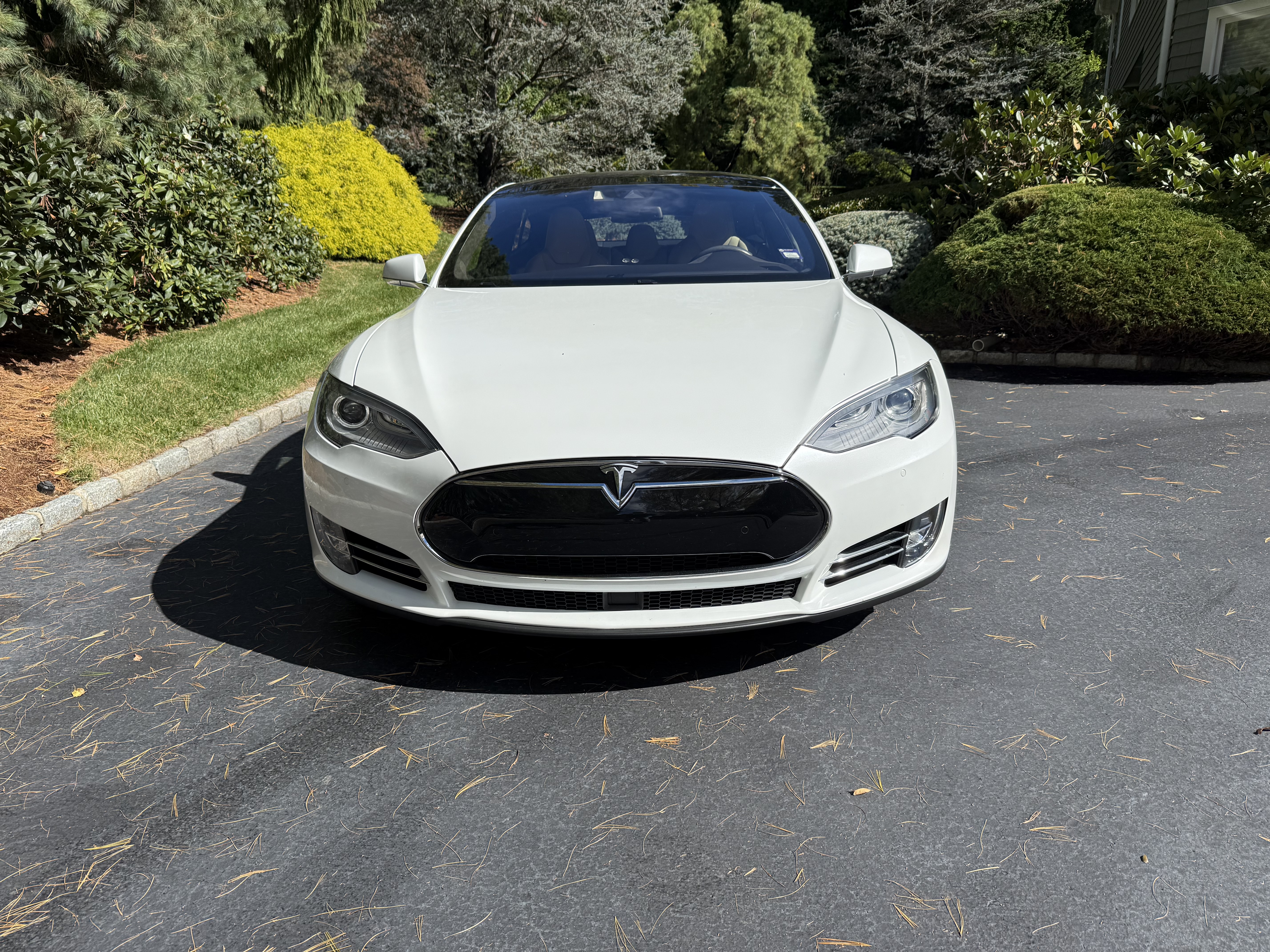Used 2015 Tesla Model S 90D AWD/4WD image 2