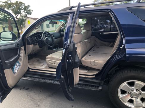 Used 2008 Toyota 4Runner Sport image 4