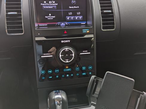 Used 2013 Ford Flex Limited image 9