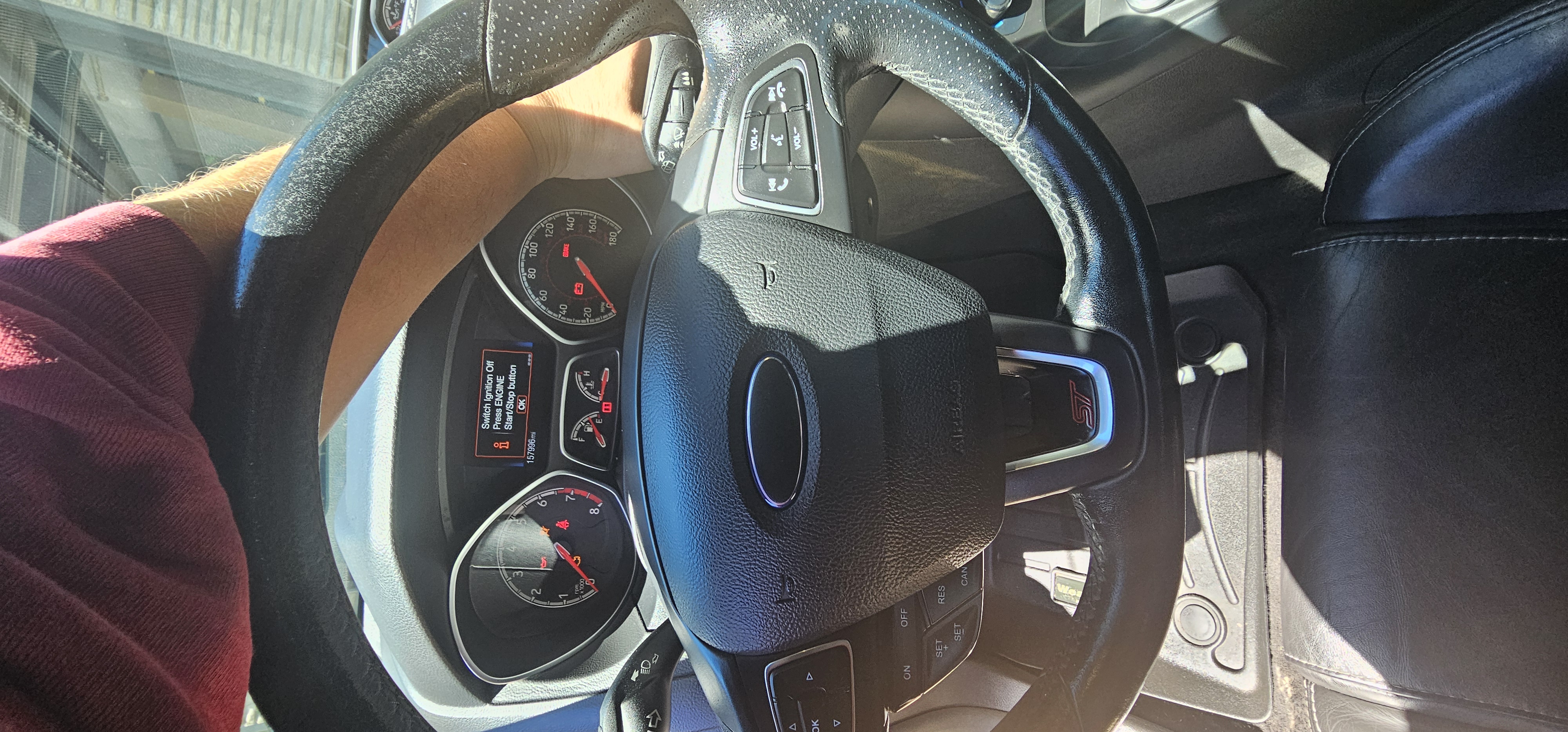 Used 2017 Ford Focus ST w/ Equipment Group 402A FWD image 17