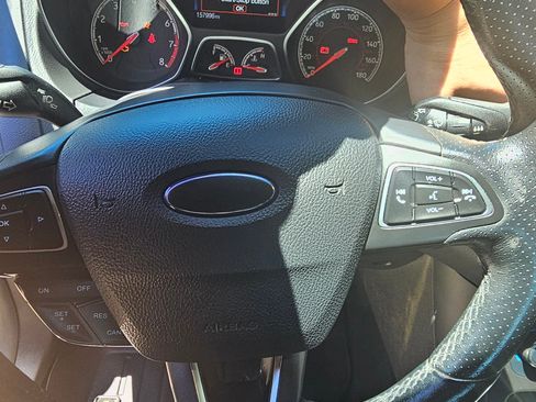 Used 2017 Ford Focus ST w/ Equipment Group 402A FWD image 17