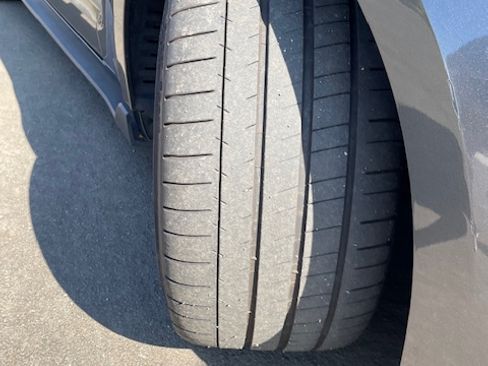 Used 2016 Ford Mustang Shelby GT350 w/ Track Package image 12