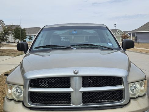 Used 2003 Dodge Ram 1500 Truck SLT image 9