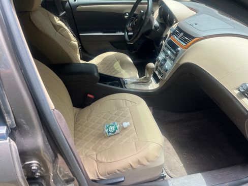 Used 2012 Chevrolet Malibu LT FWD image 4