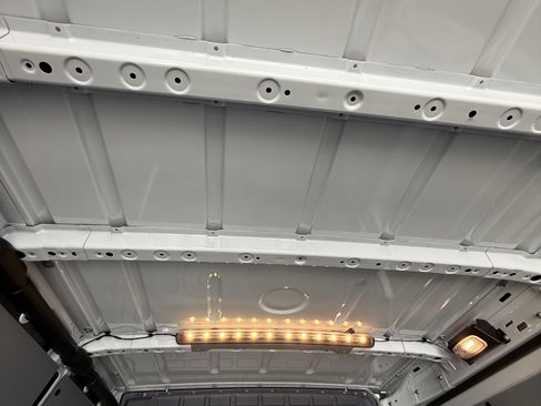 Used 2023 Mercedes-Benz Sprinter 2500 image 15