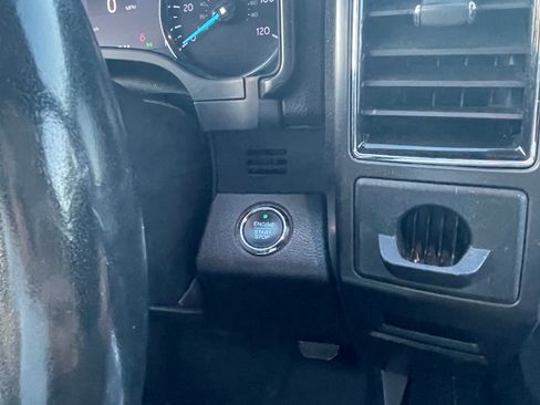 Used 2019 Ford Expedition Max Limited RWD image 17