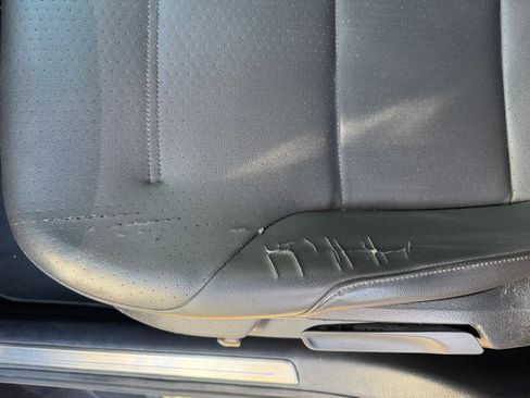 Used 2016 Volkswagen e-Golf SEL Premium image 12