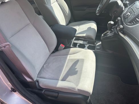 Used 2016 Honda CR-V LX image 24