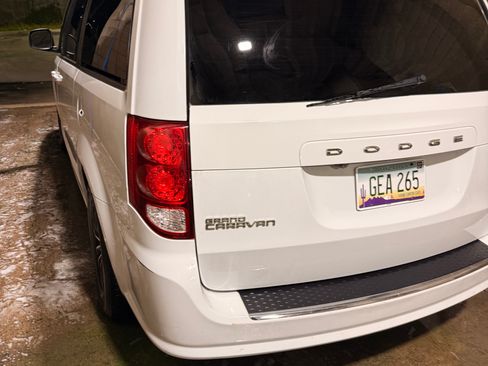 Used 2019 Dodge Grand Caravan GT image 9