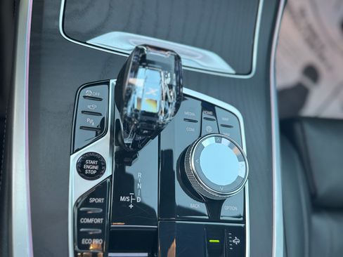 Used 2021 BMW X7 xDrive40i w/ M Sport Package image 18