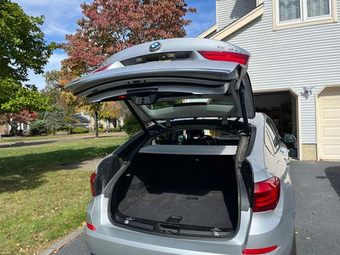 Used 2015 BMW 550i Gran Turismo xDrive image 6