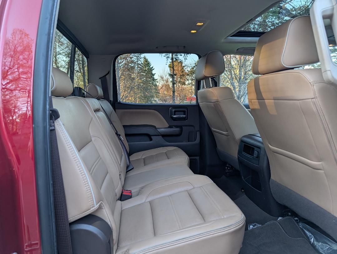 Used 2019 GMC Sierra 3500 Denali w/ Duramax Plus Package AWD/4WD image 9