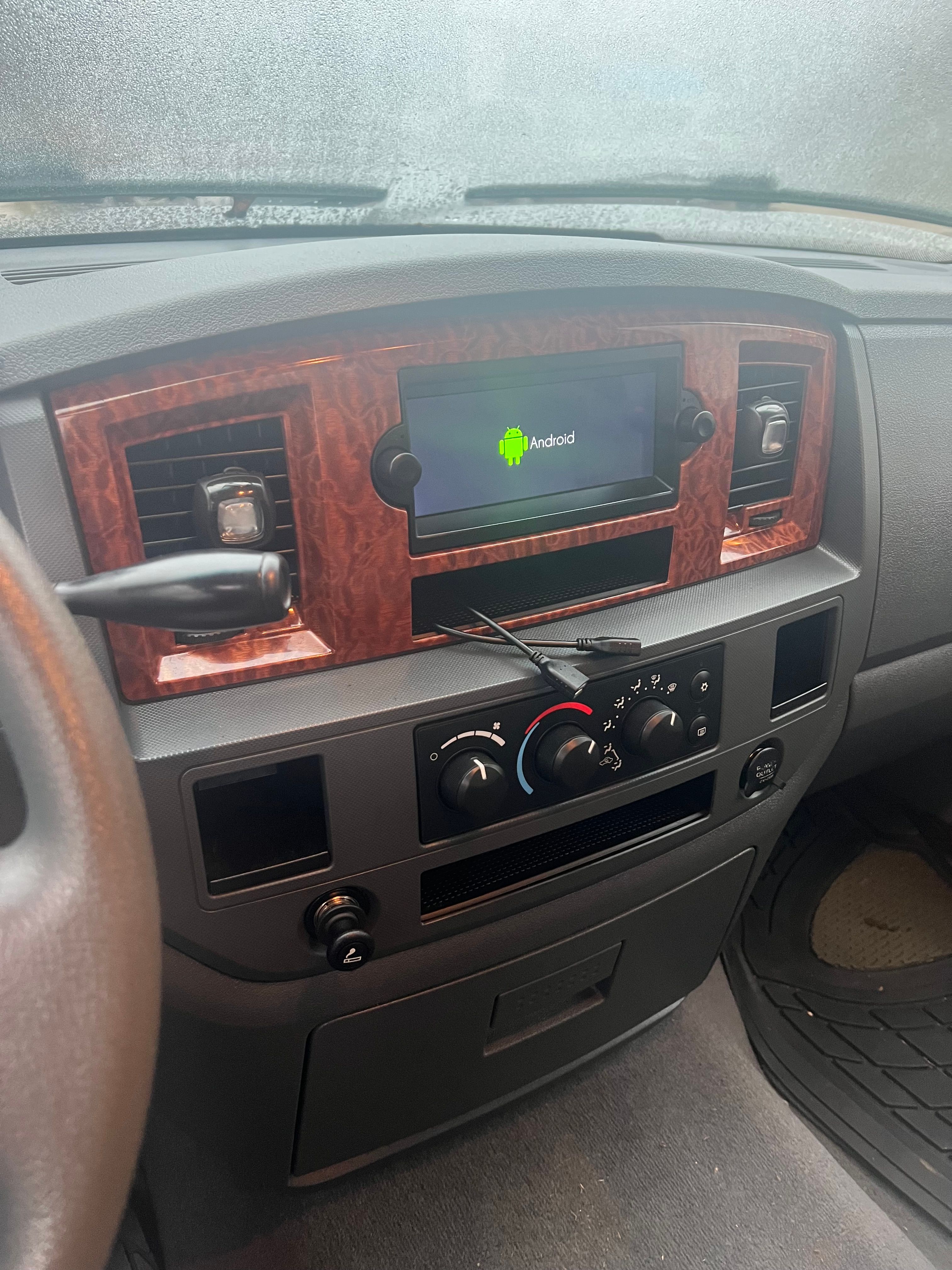 Used 2006 Dodge Ram 1500 Truck SLT RWD image 2