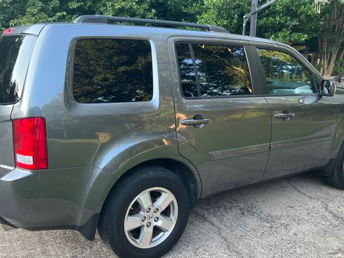 Used 2011 Honda Pilot EX-L image 2