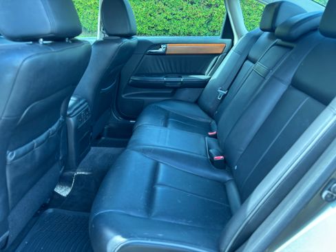 Used 2007 INFINITI M35 w/ Technology Pkg image 10