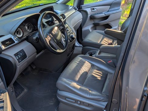 Used 2013 Honda Odyssey EX-L image 25