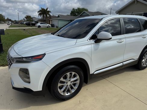 Used 2020 Hyundai Santa Fe SE FWD image 11