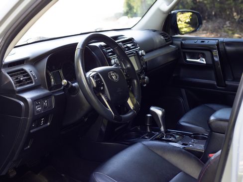 Used 2017 Toyota 4Runner TRD Pro image 9