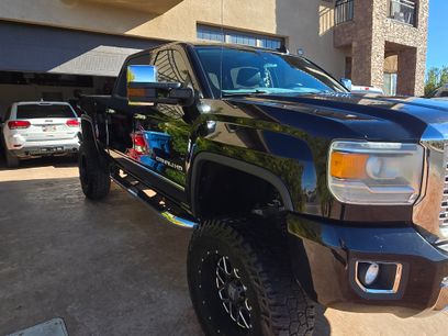 Used 2016 GMC Sierra 2500 Denali w/ Duramax Plus Package