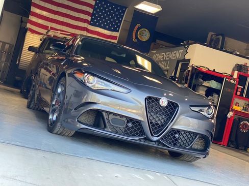 Used 2022 Alfa Romeo Giulia Quadrifoglio w/ Active Assist Plus Package RWD image 18