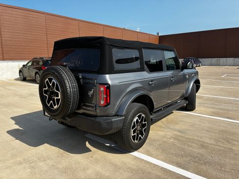 Used 2023 Ford Bronco Outer Banks AWD/4WD image 10