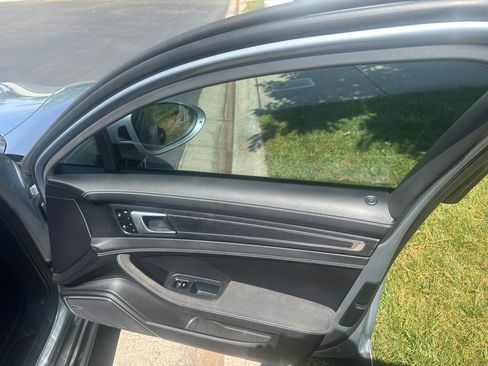 Used 2019 Porsche Panamera GTS image 22