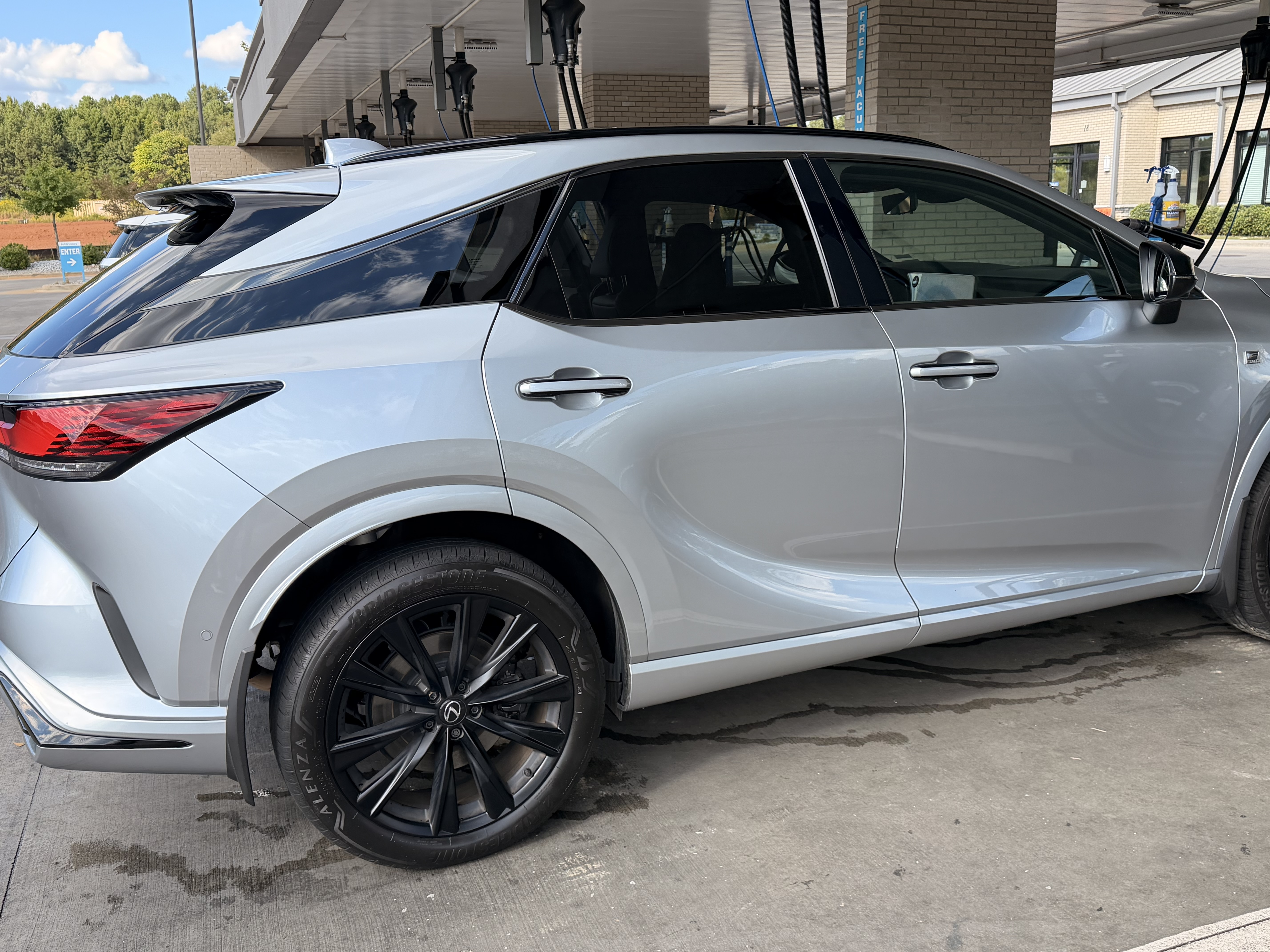 Used 2024 Lexus RX 500h F Sport w/ Convenience Package AWD/4WD image 9
