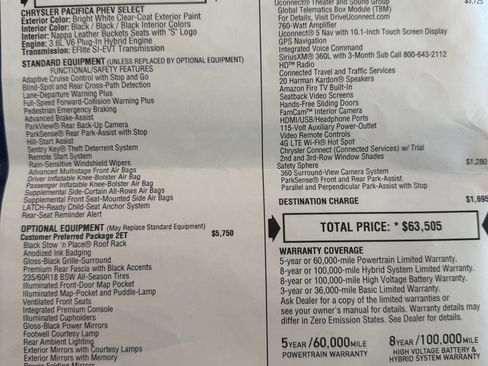 Used 2025 Chrysler Pacifica Premium image 17