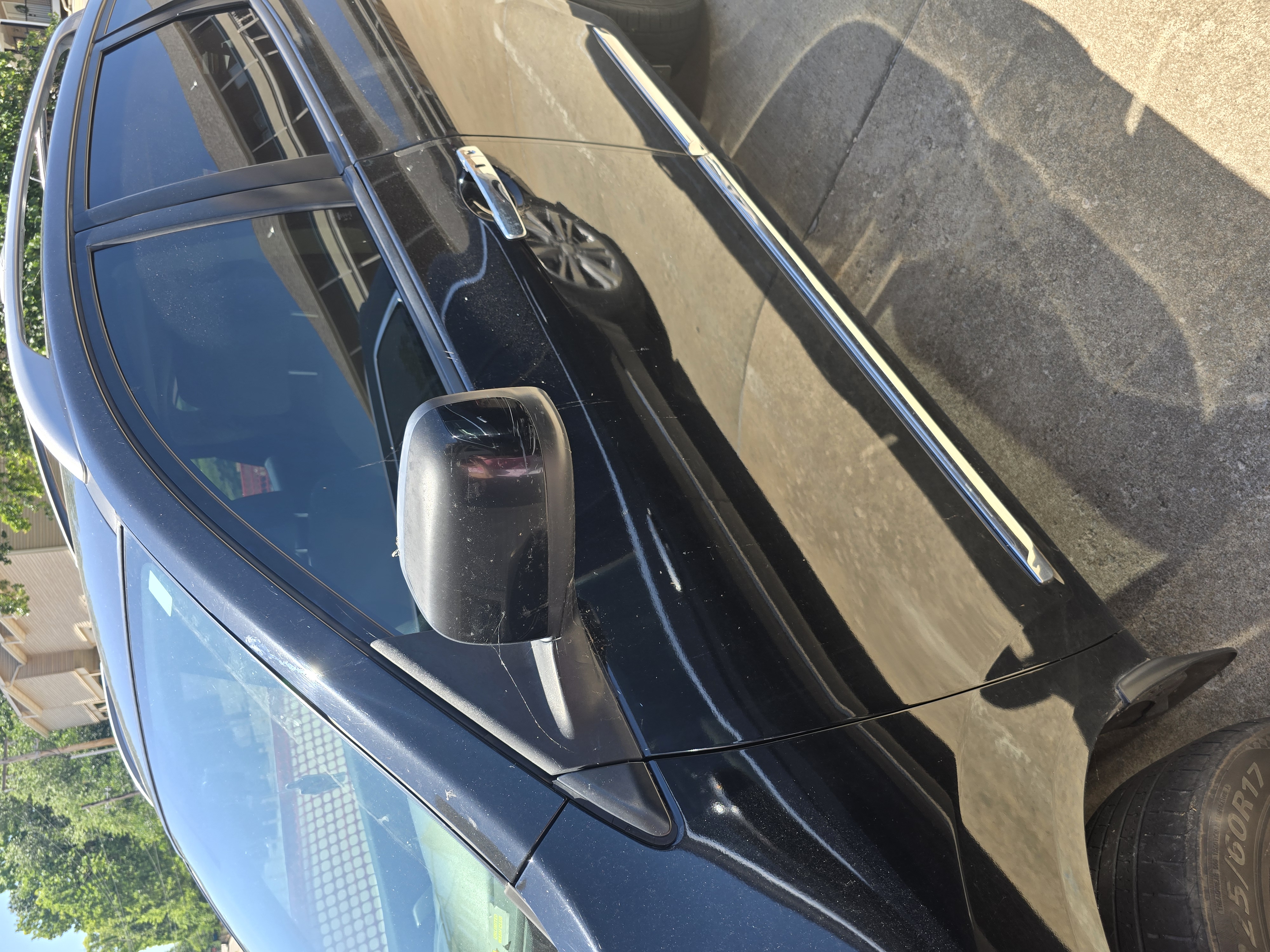Used 2012 Nissan Rogue SV FWD image 5