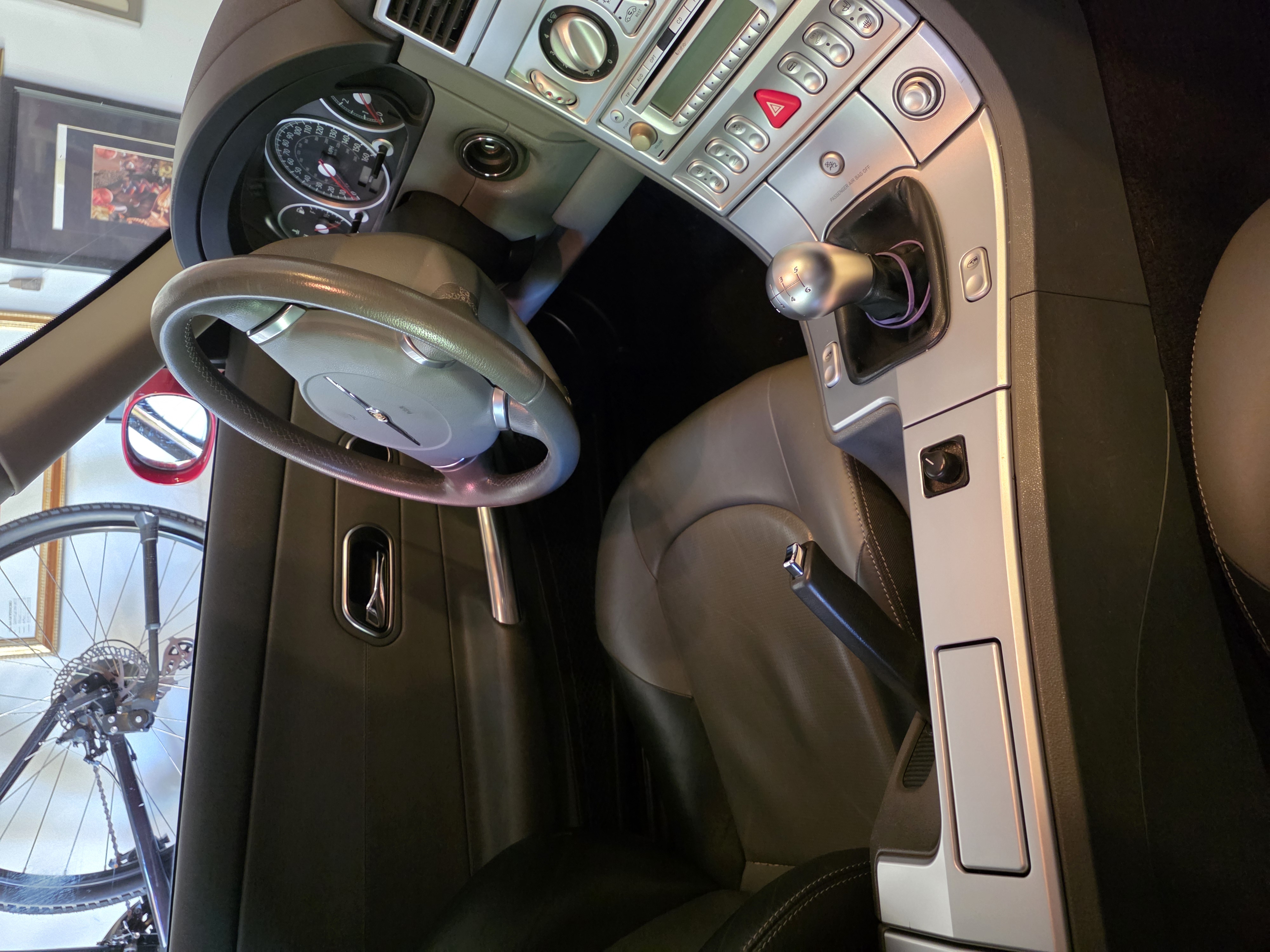 Used 2005 Chrysler Crossfire Limited RWD image 4
