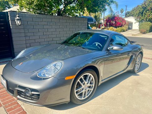 Used 2008 Porsche Cayman image 4
