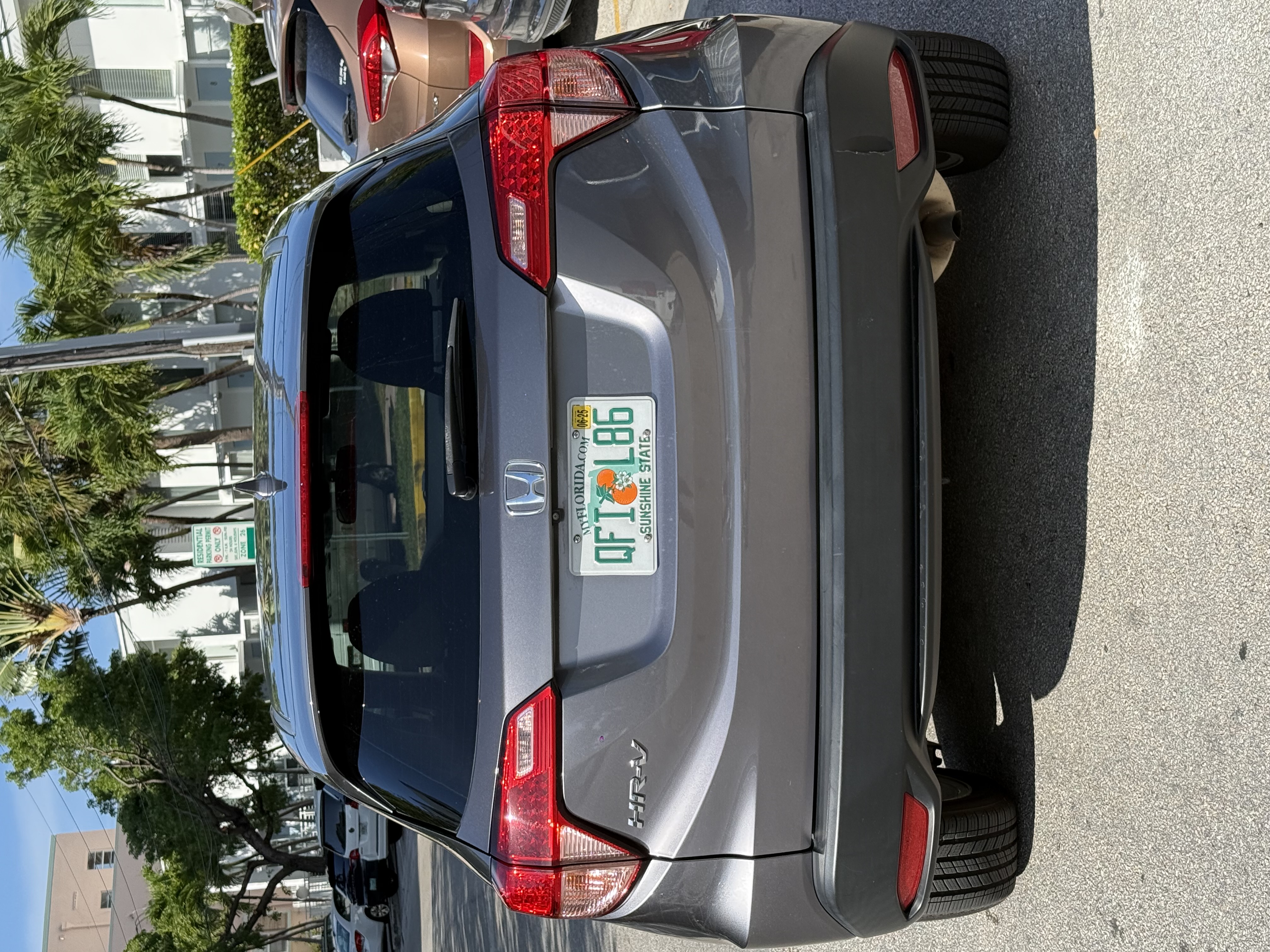 Used 2017 Honda HR-V EX image 4