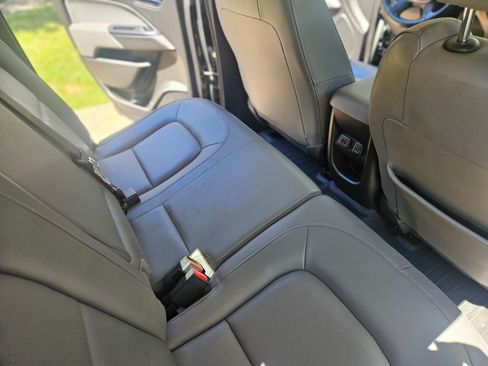 Used 2015 Chevrolet Colorado LT w/ Luxury Package image 22