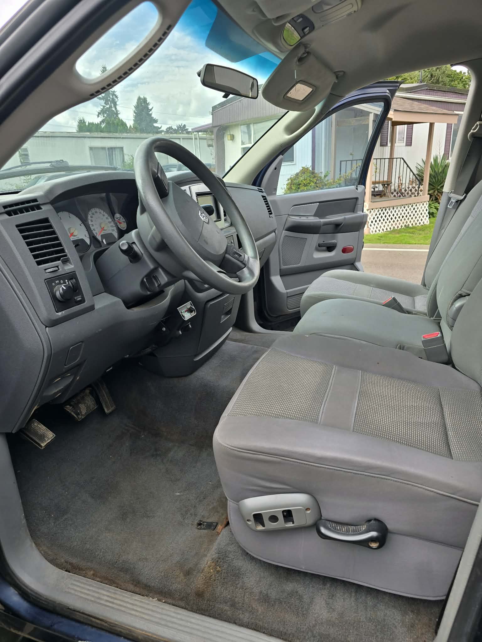 Used 2007 Dodge Ram 2500 Truck SLT AWD/4WD image 8