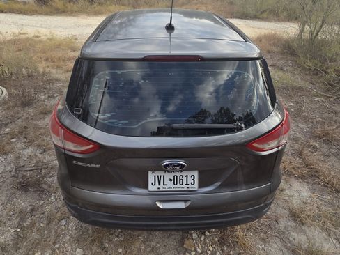 Used 2014 Ford Escape S image 8