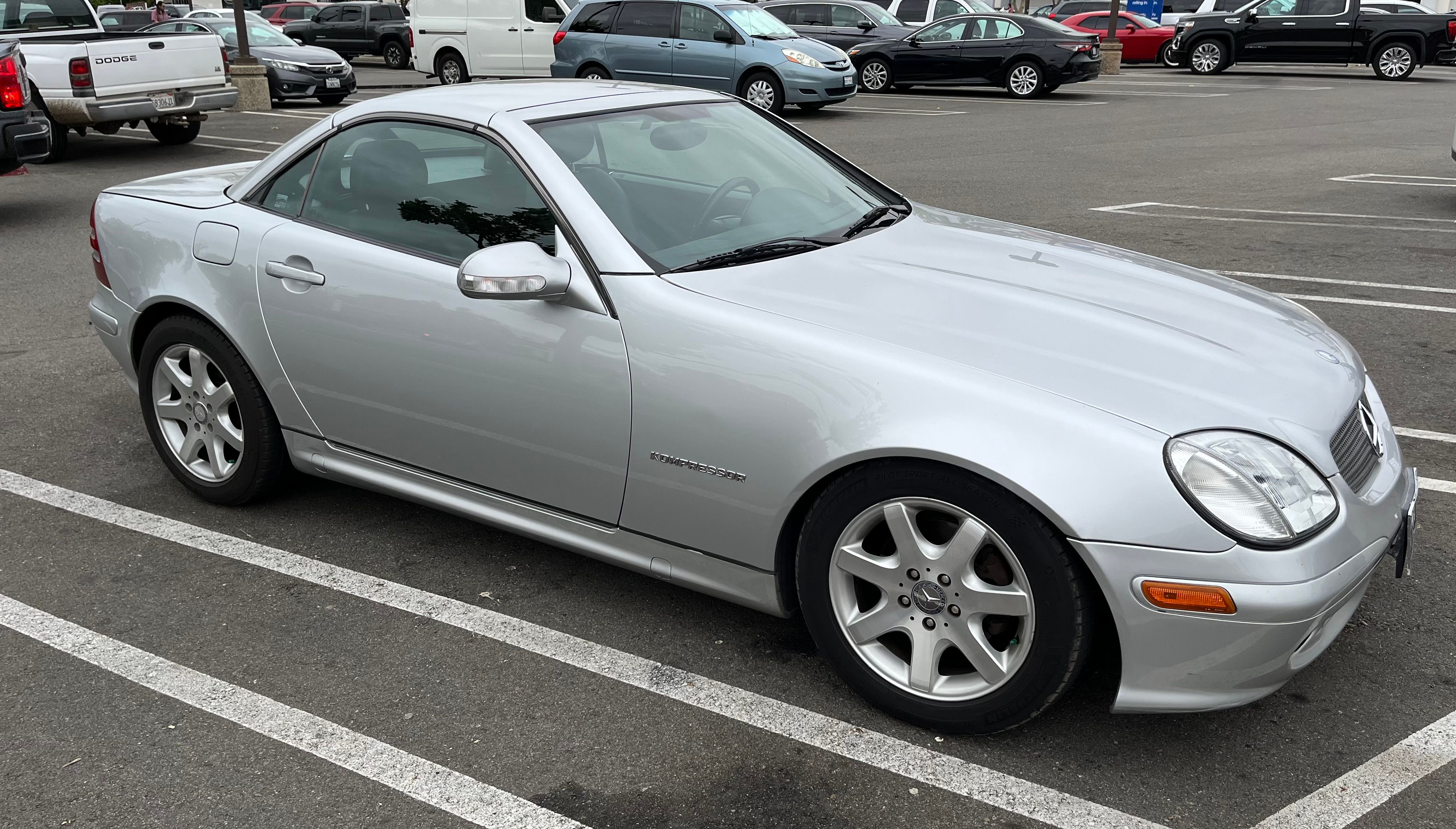 Used 2001 Mercedes-Benz SLK 230 image 1