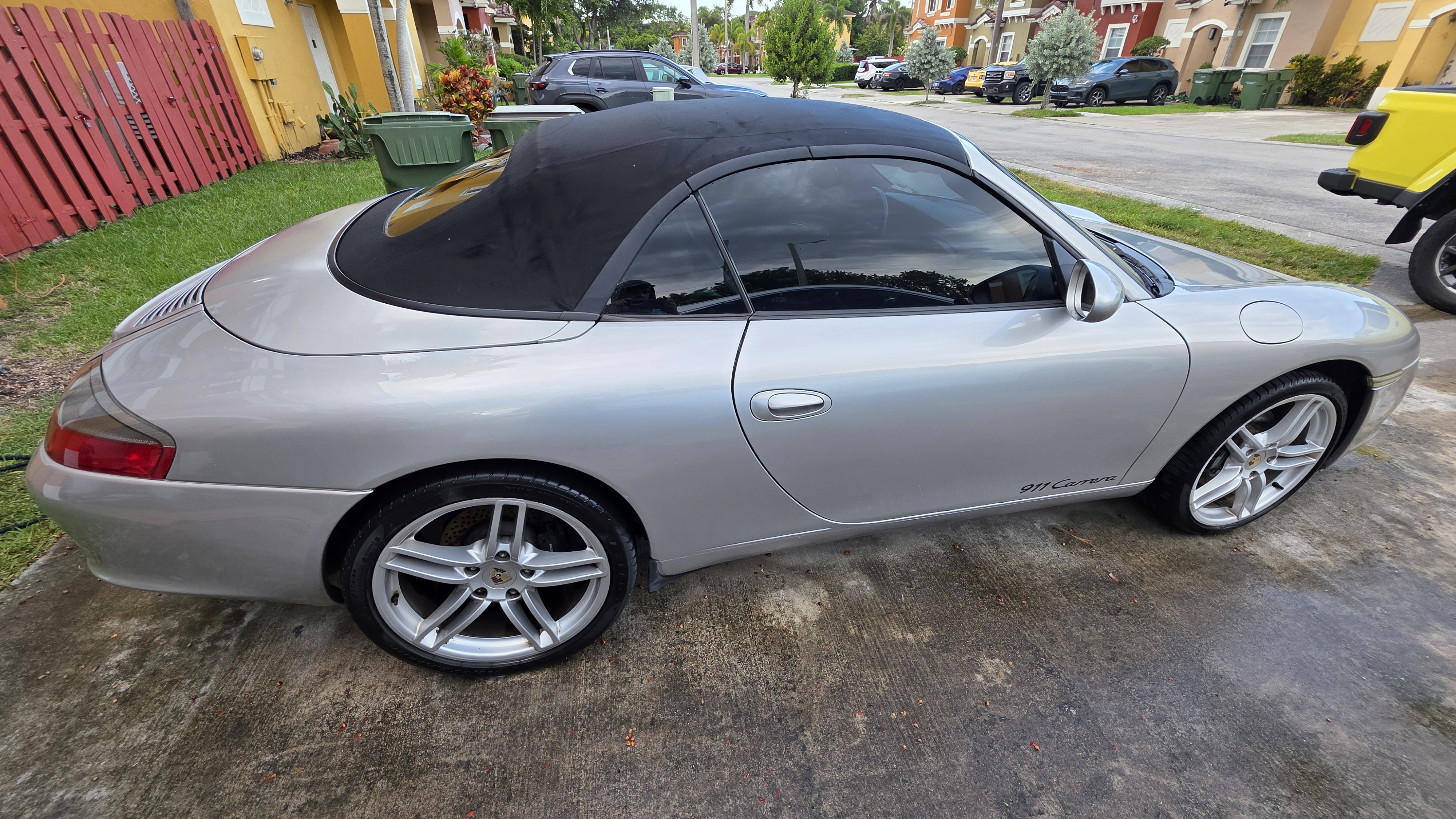 Used 2003 Porsche 911 Carrera 4 AWD/4WD image 20