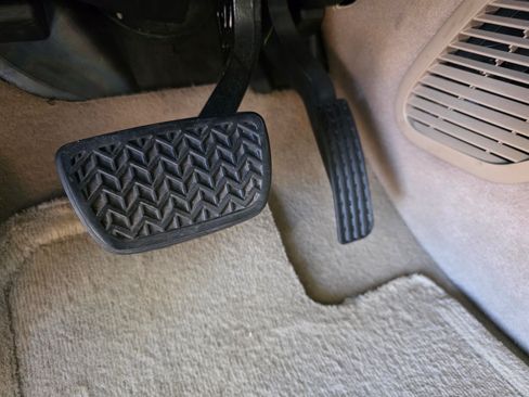 Used 2012 Buick Enclave Premium image 12