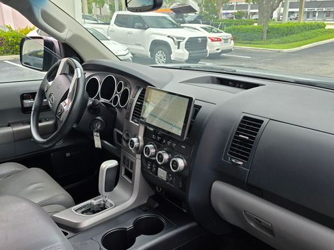 Used 2014 Toyota Sequoia Limited image 14