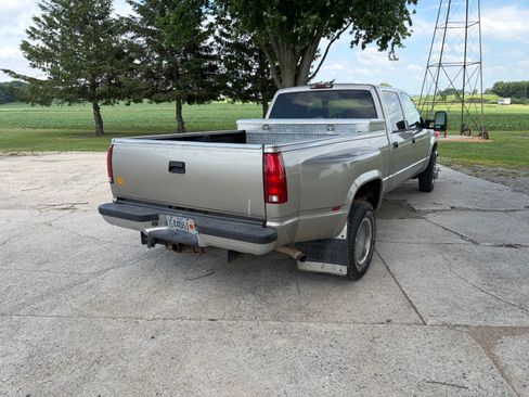 Used 2000 Chevrolet Silverado 3500 4x4 Crew Cab image 6