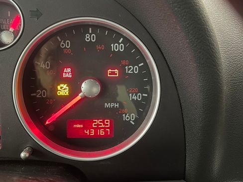 Used 2004 Audi TT 1.8T image 7