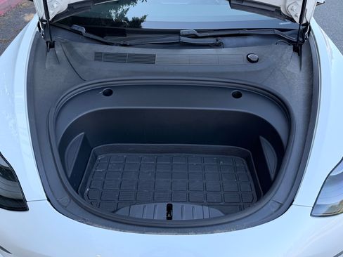 Used 2021 Tesla Model 3 Standard Range Plus RWD image 13