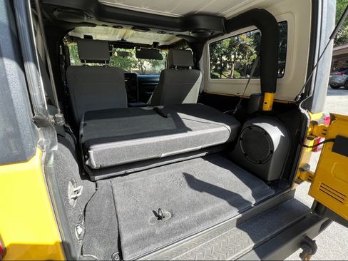 Used 2009 Jeep Wrangler X image 6
