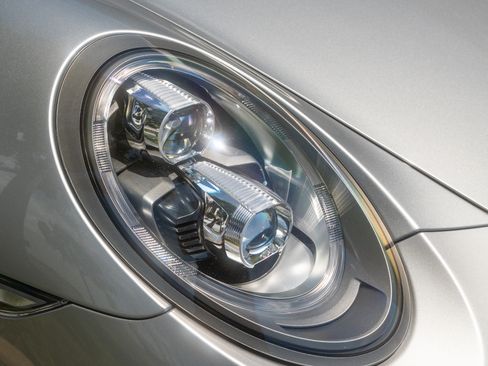 Used 2015 Porsche 911 Turbo S AWD/4WD image 23