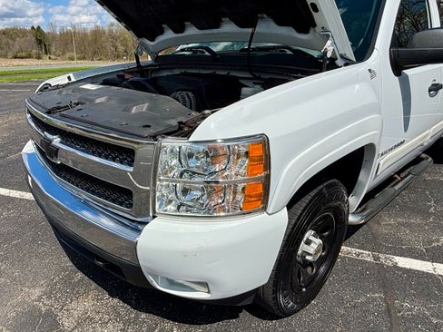 Used 2008 Chevrolet Silverado 1500 LT w/ Power Pack Plus RWD image 21