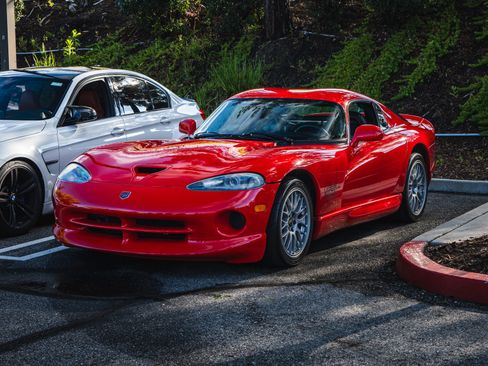 Used 2002 Dodge Viper GTS image 6