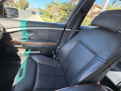 Used 2007 BMW 750Li RWD image 17