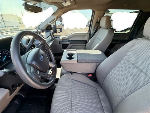 Used 2021 Ford F350 XLT w/ XLT Premium Package AWD/4WD image 11